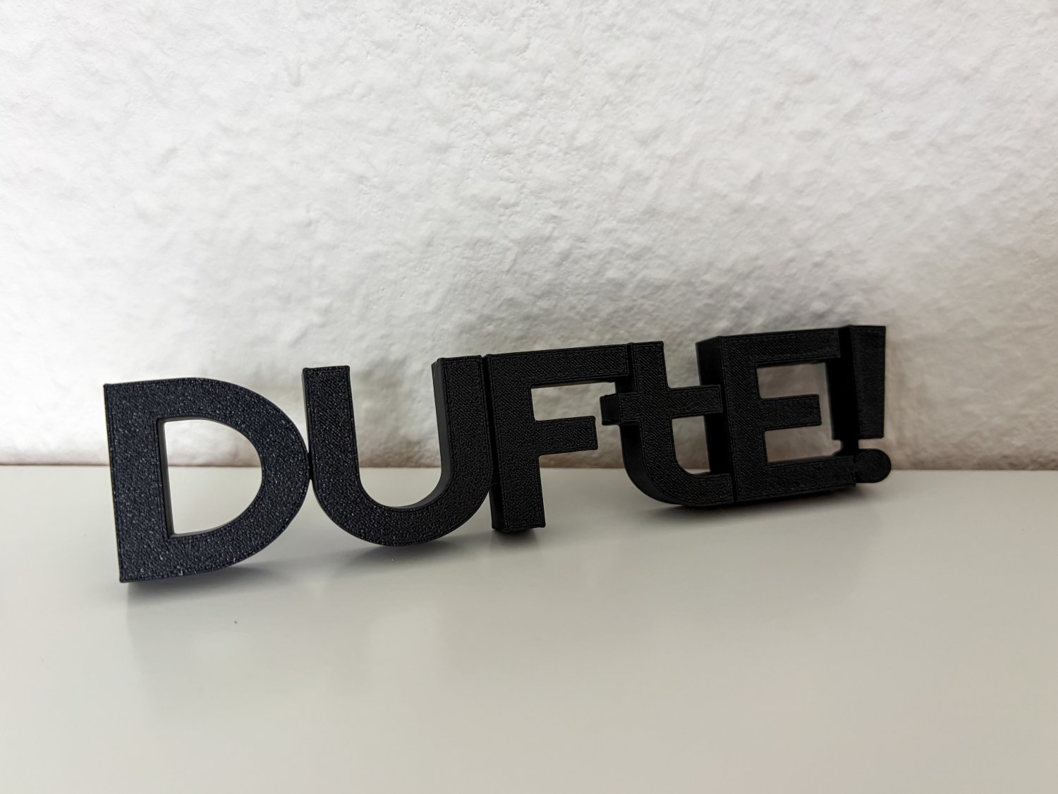 Dufte Schriftzug Deko – 3D Druck freistehend – humorvolles Statement für Wohnzimmer, Büro oder Küche – originelle Geschenkidee