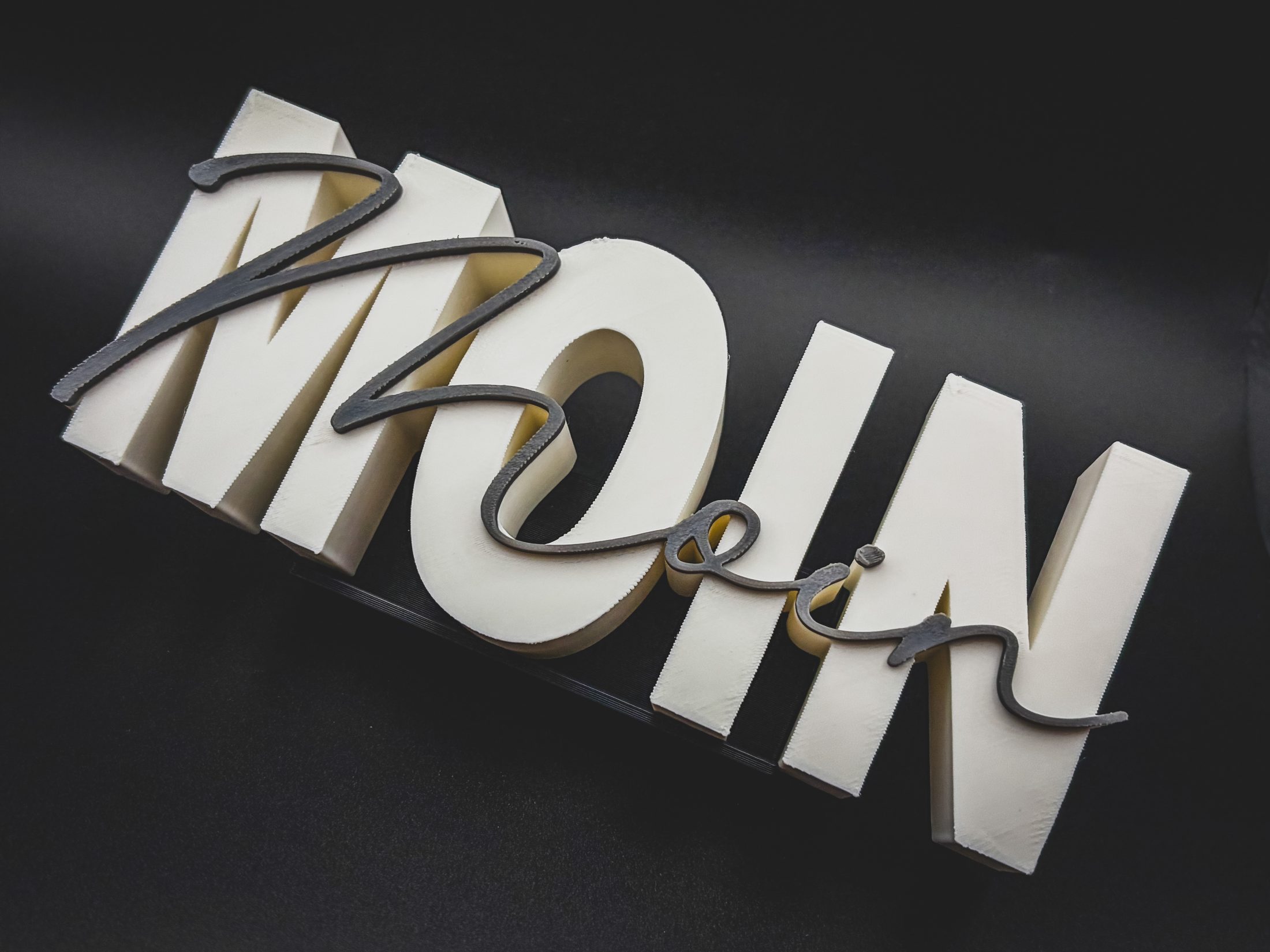 Moin Moin Schriftzug Deko – 3D Druck freistehend – norddeutsche Begrüßung für Wohnzimmer, Flur oder Büro moderne Küsten Dekoration Farbwahl