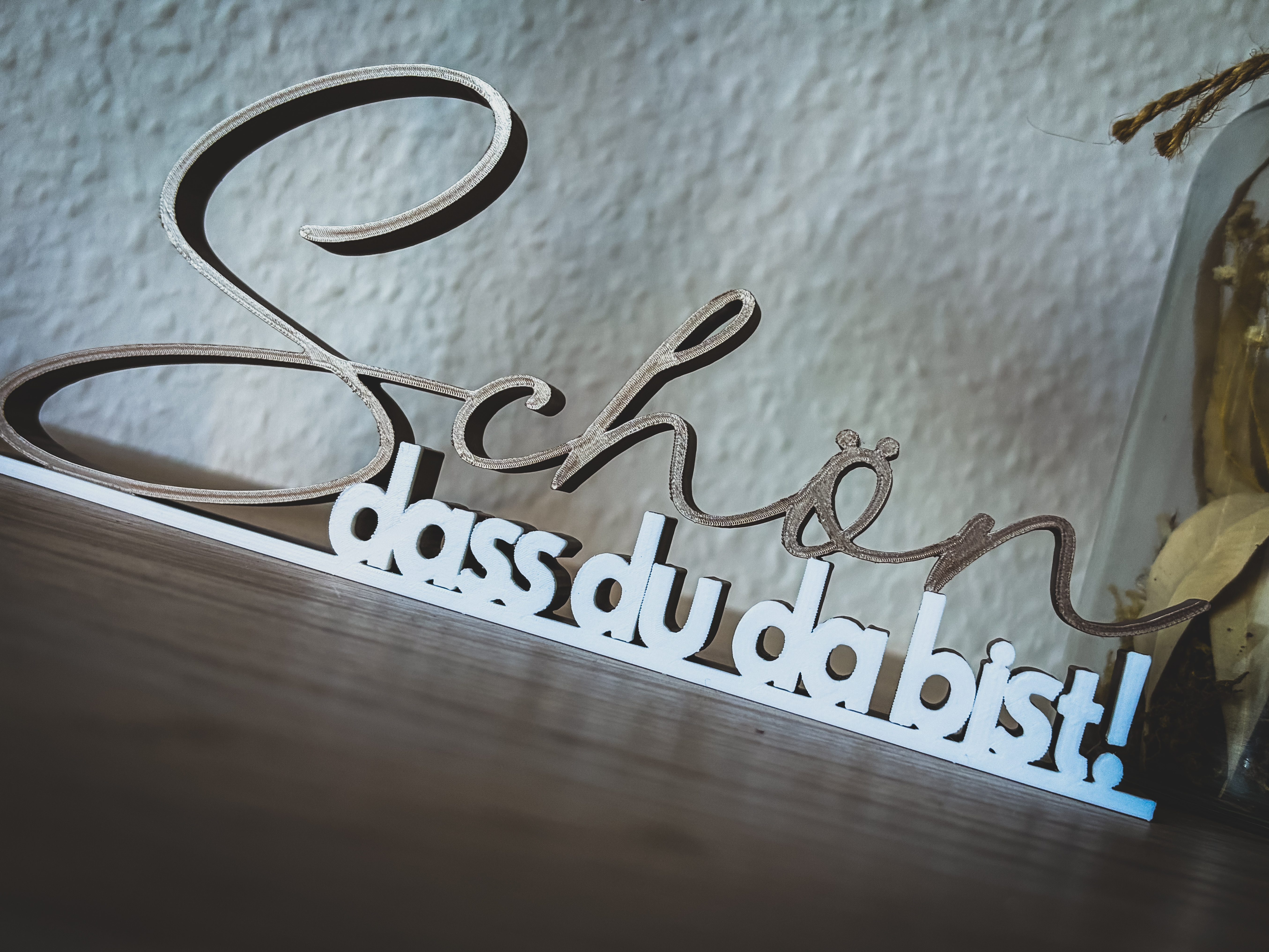 Schön dass du da bist Schriftzug Deko – 3D Druck freistehend – Willkommensschild für Zuhause, Studio oder Büro – moderne Begrüßungsdeko