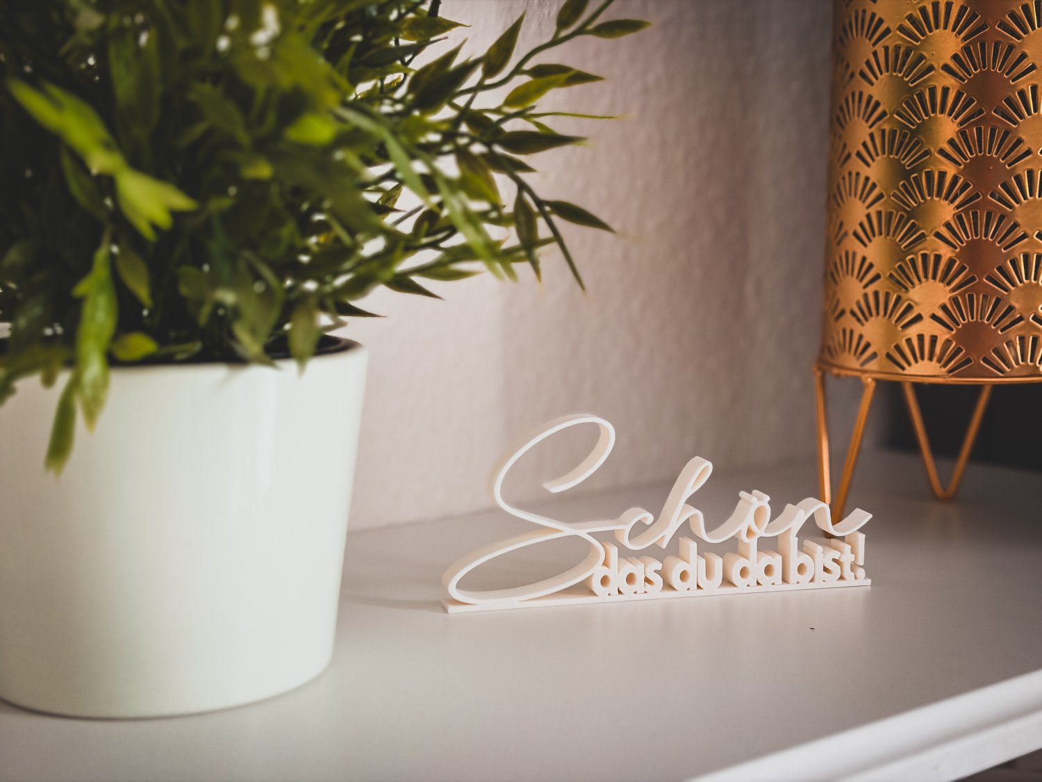 Schön dass du da bist Schriftzug – Willkommens Deko für Studio, Praxis & Zuhause – 3D Druck freistehend – moderne Empfangs Dekoration